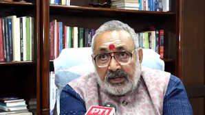 बिहार चुनाव पर गिरिराज सिंह का बड़ा बयान 2010 से भी अधिक रहेगा BJP का स्ट्राइक रेट हरियाणा के आतंकी साजिश पर भी बोले