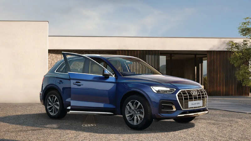 Audi Q3, Audi Q5 Signature Line