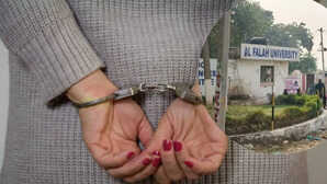 'फरीदाबाद टेरर केस' में बड़ी सफलता, लखनऊ की एक 'महिला डॉक्टर' गिरफ्तार, सामने आ रहा AK-47 कनेक्शन