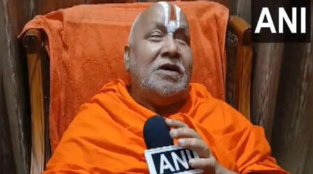 Ayodhya News: अयोध्या में रामभद्राचार्य बोले, राहुल-अखिलेश का राम मंदिर न जाना उनका ‘दुर्भाग्य’