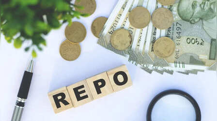 रेपो रेट क्या है? RBI के कटौती करते ही EMI कैसे हो जाती है कम, समझें पूरी बात