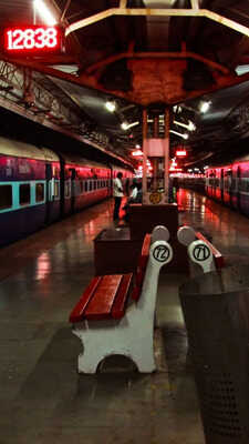 यूपी का सबसे अमीर रेलवे स्टेशन कमाई में कानपुर को भी छोड़ा पीछे