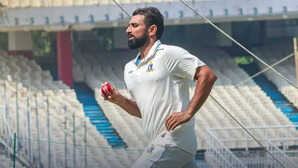 SMAT 2025: मोहम्मद शमी ने सेना के खिलाफ चार विकेट चटकाकर सेलेक्टर्स को भेजा संदेश, हार्दिक ने भी की शानदार वापसी