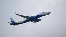 IndiGo: इंडिगो की बड़े पैमाने पर उड़ानें रद्द होने पर DGCA सख्त, कहा- जल्द से जल्द सामान्य संचालन बहाल करें