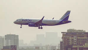 7,500 से 18,000 रुपये तक... एयरलाइंस के मनमाने किराये पर सरकार ने लगाया ब्रेक, एयरफेयर की कीमतें कीं तय