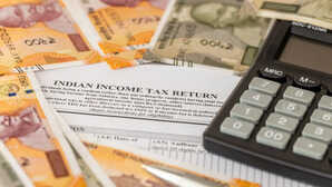 ITR refund: क्या अटक गया है ITR रिफंड? जानें असली कारण, कब करें उम्मीद, कैसे करें स्टेटस चेक
