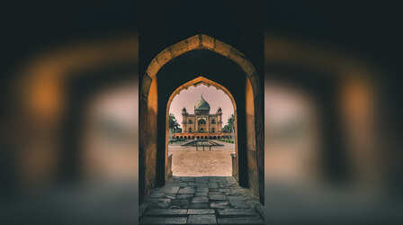 दिल्ली पर 10 मशहूर शेर: दिल की बस्ती पुरानी दिल्ली है, जो भी गुज़रा है उस ने लूटा है