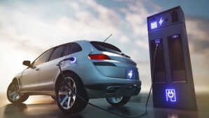 Electric Car खरीदने से पहले जान लें इसकी बैटरी लाइफ के बारे में, खराब हुई तो लाखों का लगेगा चूना