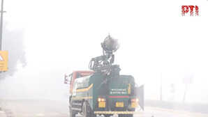 दिल्ली की हवा ‘इमरजेंसी मोड’ में! AQI 500 के करीब पहुंचा; स्मॉग से ढका NCR