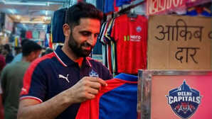 IPL 2026 Auction: जोश और जुनून से भर देगी आईपीएल ऑक्शन में करोड़पति बने बारामूला के आकिब नबी की कहानी