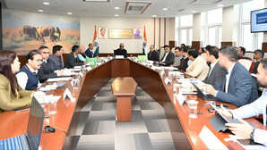 NCR में प्रदूषण पर सख्ती; गुरुग्राम-फरीदाबाद में पॉल्यूशन के खिलाफ एक्शन प्लान की सरकार ने की समीक्षा