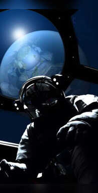 अंतरिक्ष में पसीना बहाए तो क्या होगा खाली टाइम में यह सोचा है कभी