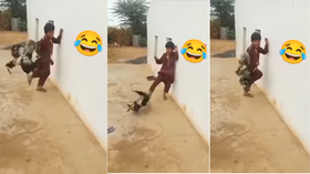 Today Viral Video बच्चे के ऊपर मुर्गी ने कर दिया हमला नजारा देखकर नहीं रोक पाएंगे अपनी हंसी