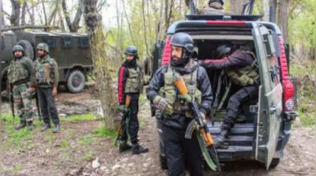 Kathua Encounter: जम्मू-कश्मीर के कठुआ में सुरक्षा बलों और आतंकवादियों के बीच मुठभेड़