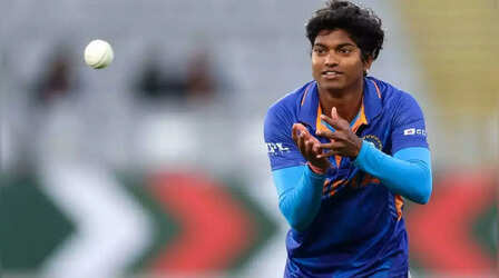 WPL 2026: आरसीबी को लगा झटका, चोट के कारण शुरुआती मैचों से बाहर हुईं ऑलराउंडर पूजा