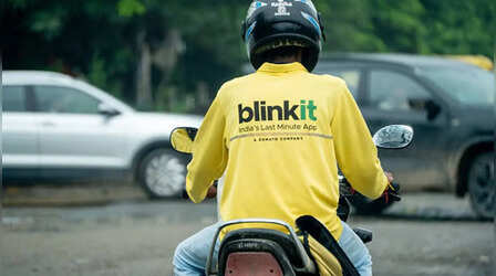 10 मिनट में डिलीवरी पर ब्रेक! सरकार की सख्ती के बाद Blinkit ने उठाया चौंकाने वाला कदम