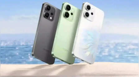 बंपर डिस्काउंट के साथ OPPO Reno15 Pro की सेल हुई शुरू, 200MP कैमरे वाले फोन को सस्ते में खरीदने का मौका