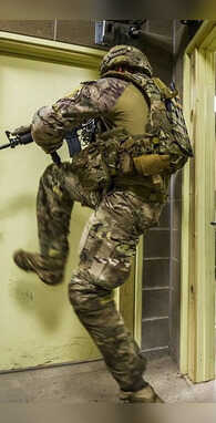 दुनिया के अनोखे देश जिनके पास नहीं है Army जानें कैसे होती है सुरक्षा