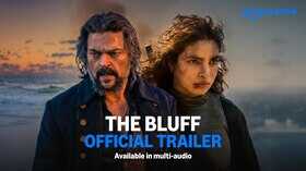 The Bluff प्रियंका चोपड़ा के खूंखार लुक ने मचाई हलचल मिनटों में वायरल हुआ वीडियो