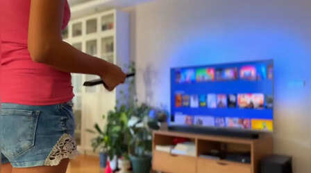 55 इंच Smart TV की कीमत हुई धड़ाम, LG, Samsung, Sony, Xiaomi में 61% तक का हुआ Price cut