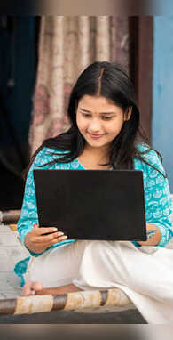 इंटर्न को हिन्दी में कैसे बुलाते हैं जवाब ऐसा जो सपने भी नहीं सोचा होगा