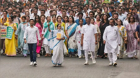 सुप्रीम कोर्ट ने SIR पर ऐसे क्या निर्देश दिए जो EC ने बंगाल में भेजे 10 और ऑब्जर्वर! जानें- किस अधूरे काम को करना है पूरा?