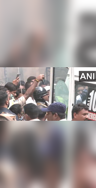 हैदराबाद में दुखद हादसा फर्नीचर की दुकान में आग से दो बच्चों सहित 5 लोगों की मौत