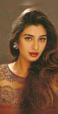 दिल को सुकून चाहिए तो देख लें तब्बू की ये 7 फोटोज पक्का नहीं होंगे निराश