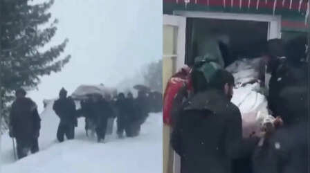 Viral Video: जम्मू-कश्मीर में बर्फीले तूफान के बीच भारतीय सेना ने बचाईं दो जिंदगियां, भावुक कर रहा वायरल वीडियो