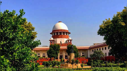 फिल्म का टाइटल 'घूसखोर पंडत' रखने पर नीरज पांडे को फटकार, SC ने कहा-आप किसी समाज को 'नीचा' नहीं दिखा सकते