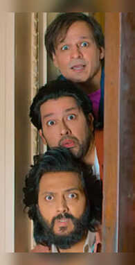 Adult Comedies घरवालों के साथ गलती से भी ना देखें ये 9 मूवीज