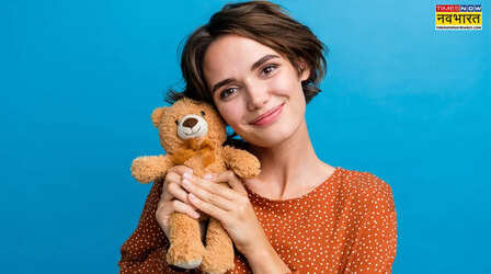 स्टफ टॉयज को 'गोद' क्यों ले रही है Gen Z, क्यों गुड्डे-गुड़ियों के बन रहे पेरेंट