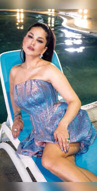 दिल थामकर देख लें सनी लियोनी की ये 7 फोटोज