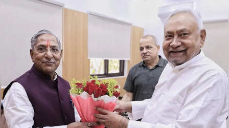बिहार में नई सियासी पारी; नागालैंड के राज्यपाल बनने के बाद नंद किशोर यादव ने नीतीश कुमार से की मुलाकात