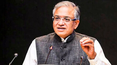 क्या जल्द हो सकता है बंगाल चुनाव का एलान? कोलकाता पहुंच रहे CEC ज्ञानेश कुमार; राजनीतिक हलचल तेज