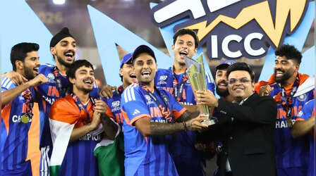 सूर्या के वर्ल्ड चैंपियन बनने पर गाजीपुर में जश्न की लहर, चाचा विनोद की ये खास डिमांड