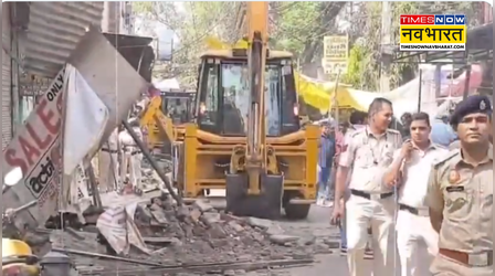 तरुण की हत्याकांड : दिल्ली में गरजा MCD का बुलडोजर, कई होटल सील