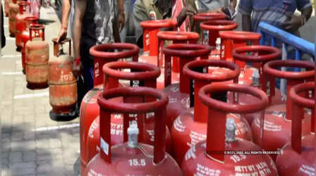 LPG गैस सिलेंडर के बुकिंग नियमों नहीं हुआ है कोई बदलाव, सरकार ने कहा- फर्जी हैं सारी रिपोर्ट्स