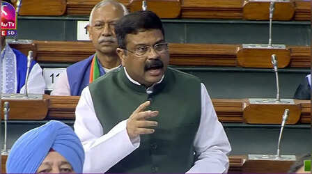 सभी हाई स्कूल में दो-तीन वर्ष में ब्राडबैंड इंटरनेट कनेक्शन होगा : शिक्षा मंत्री प्रधान