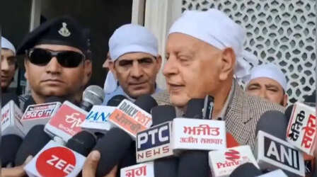 VIDEO: 'हम लोग अमन से रह सकें...', जम्मू-कश्मीर के पूर्व CM फारूक अब्दुल्ला ने क्यों की ऐसी टिप्पणी