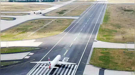 Noida International Airport Runway Capacity: देश का सबसे ज्यादा रनवे वाला एयरपोर्ट कौन है; जेवर एयरपोर्ट का कौन सा नंबर?