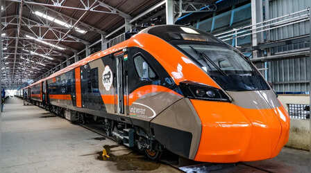 हावड़ा-कामाख्या के बाद अब Mumbai-Bengaluru रूट पर चलेगी Vande Bharat Sleeper, केवल 12 घंटे दूर होंगे दोनों शहर