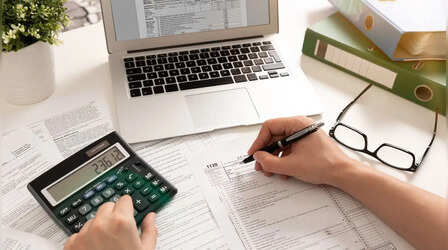 क्यों मांगे जा रहे हैं दो मोबाइल नंबर और दो पते? Income Tax भरने वालों के लिए आई नई गाइडलाइन