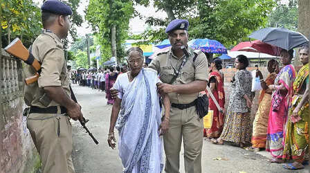 West Bengal Election: पश्चिम बंगाल चुनाव से पहले मतदाता सूची में जुड़े करीब 7 लाख नए वोटर