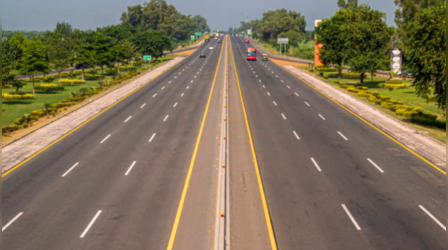 'एक्सप्रेसवे खतरे का गलियारा न बनें'; सड़क सुरक्षा पर देशभर के लिए सुप्रीम कोर्ट ने जारी किए निर्देश, जानें क्या बदलेगा