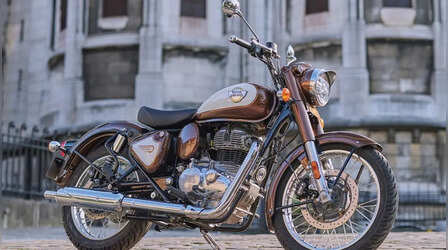 इथेनॉल से चलेगी Royal Enfield Classic 350, टेस्टिंग के दौरान दिखी नई फ्लेक्स-फ्यूल बाइक
