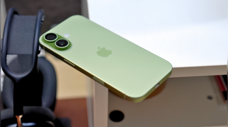 Flipkart Sale: भारी महंगाई के बीच iPhone 17 हुआ सस्ता, अब तक की सबसे कम कीमत में खरीदने का मौका