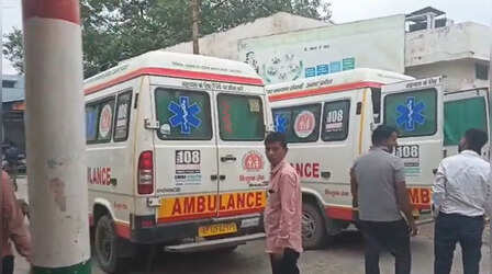 Badaun Accident: गंगा एक्सप्रेसवे पर भीषण हादसा, बदायूं में डबल डेकर बस खड़े ट्रक से भिड़ी