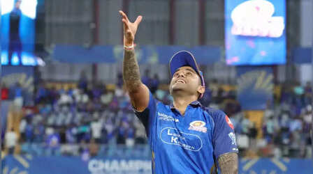 RCB vs MI: हार्दिक नहीं खेल रहे आज का मुकाबला, टॉस के बाद क्या बोले बेंगलुरु और मुंबई के कप्तान