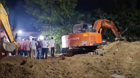 Chhattisgarh: बालोद में पाइपलाइन बिछाने के दौरान धंसी मिट्टी, तीन मजदूरों की मौत
